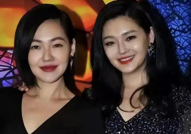 菲郁躁症复发开跑车直奔豪宅吊唁大S开元棋牌小S回应斥资百万包机汪小(图4)